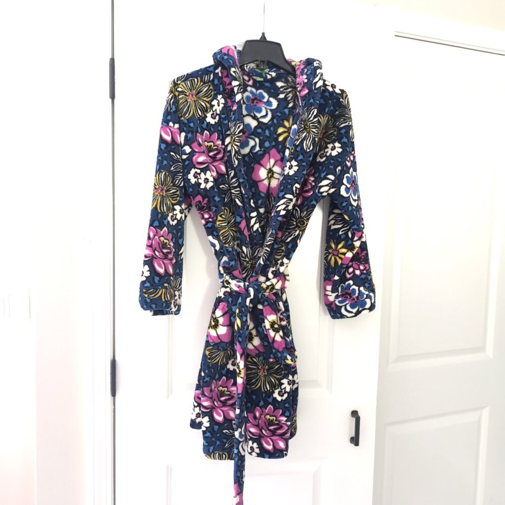 Vera Bradley Hooded Bathrobe with Sash Women's S/M Blue African Violet Plush